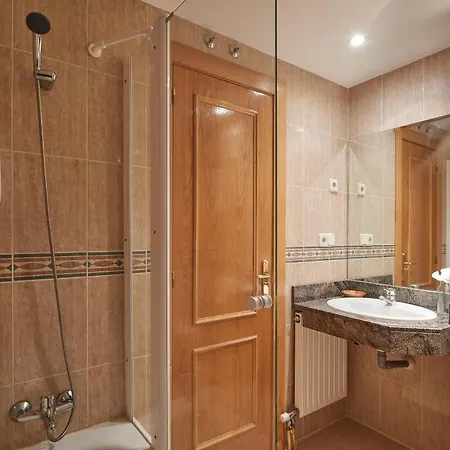 Iraipe Achuri Auto Check-in Hotel 2*