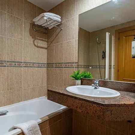 Iraipe Achuri Auto Check-in 2*