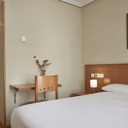 Iraipe Achuri Auto Check-in Отель 2*