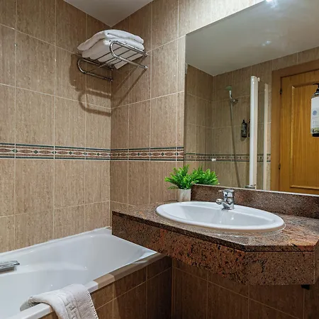 Iraipe Achuri Auto Check-in 2* Miranda de Ebro